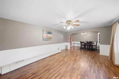 Living - 708 S Main St, Morton, IL 61550 photo 1 of 2