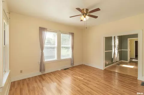 Living - 705 S Spruce St, Delavan, IL 61734 photo 1 of 4