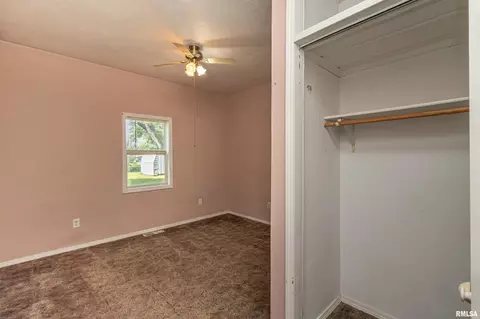 Bedroom - 705 S Spruce St, Delavan, IL 61734 photo 4 of 8