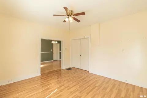 Living - 705 S Spruce St, Delavan, IL 61734 photo 2 of 4