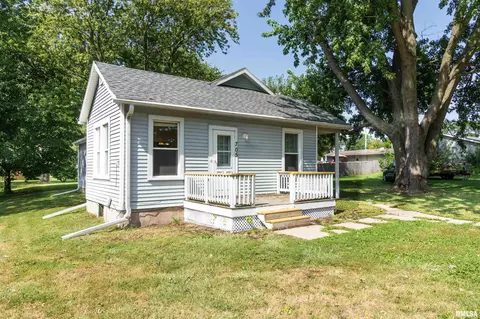 Other - 705 S Spruce St, Delavan, IL 61734 photo 2 of 7