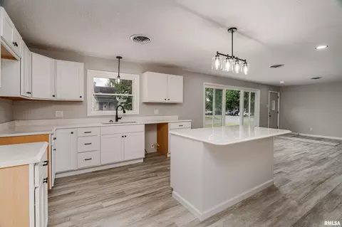 Kitchen - 1016 S 13th St, Herrin, IL 62948 photo 1 of 4
