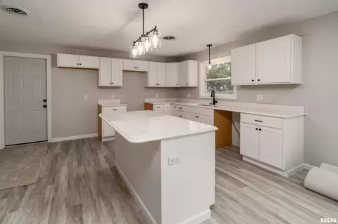 Kitchen - 1016 S 13th St, Herrin, IL 62948 photo 4 of 4