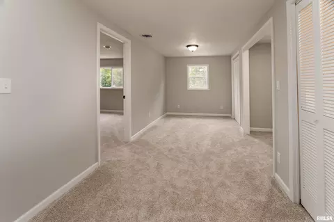 Entry Way - 1016 S 13th St, Herrin, IL 62948 photo 1 of 2