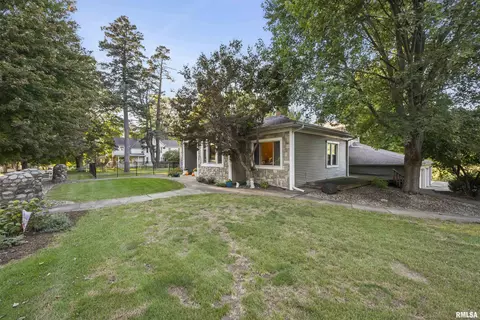 Exterior - 603 W 3rd St, Delavan, IL 61734 photo 18 of 23