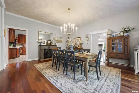 Dining - 603 W 3rd St, Delavan, IL 61734 photo 3 of 3
