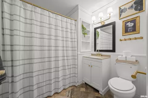 Bath - 603 W 3rd St, Delavan, IL 61734 photo 3 of 3