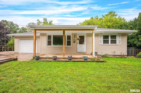 410 Lang Ave, Bartonville, IL 61607
