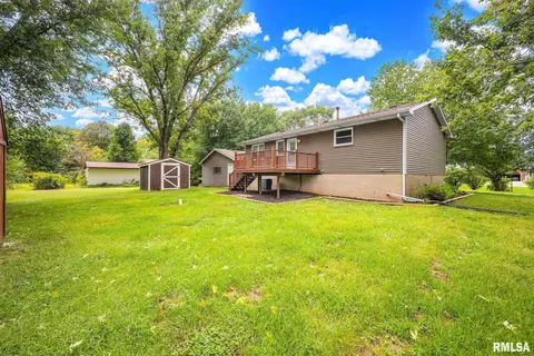 Exterior - 5208 S Cameron Ln, Mapleton, IL 61547 photo 4 of 5