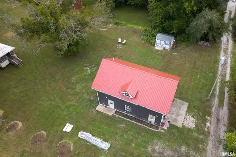 View/Area - 515 521 N Albert St, Macomb, IL 61455 photo 1 of 2