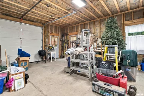 Other - 515 521 N Albert St, Macomb, IL 61455 photo 5 of 10