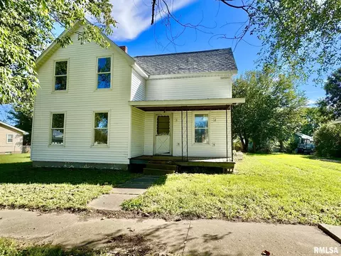 204 N 3rd St, Hanna City, IL 61536