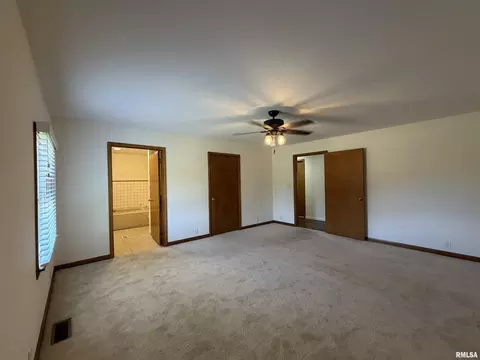 Bedroom - 111 Stork St, Anna, IL 62906 photo 1 of 4