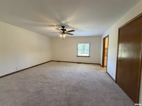 Bedroom - 111 Stork St, Anna, IL 62906 photo 4 of 4