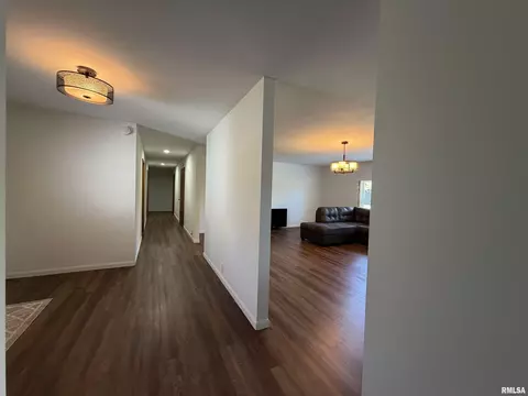 Entry Way - 111 Stork St, Anna, IL 62906 photo 1 of 1