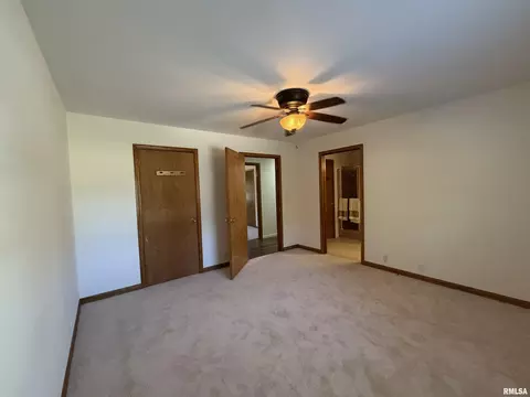 Bedroom - 111 Stork St, Anna, IL 62906 photo 2 of 4
