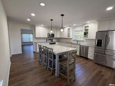 Kitchen - 111 Stork St, Anna, IL 62906 photo 3 of 3