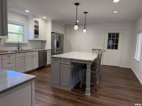 Kitchen - 111 Stork St, Anna, IL 62906 photo 1 of 3