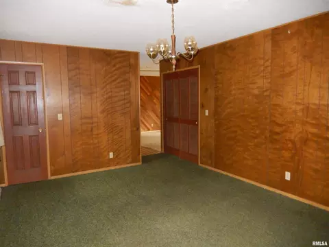 Other - 10 Kimberly Ct, Macomb, IL 61455 photo 4 of 12