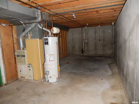 Other - 10 Kimberly Ct, Macomb, IL 61455 photo 8 of 12