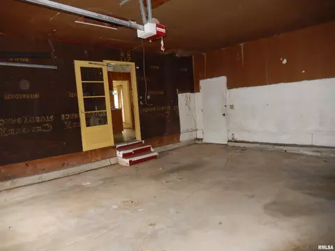 Other - 10 Kimberly Ct, Macomb, IL 61455 photo 12 of 12