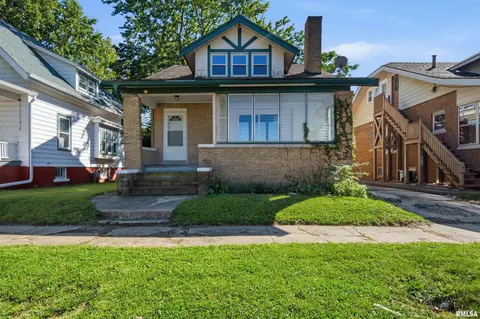 1816 W Sherman Ave, Peoria, IL 61606