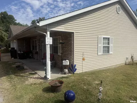 Other - 719 E Benson St, Herrin, IL 62948 photo 1 of 4