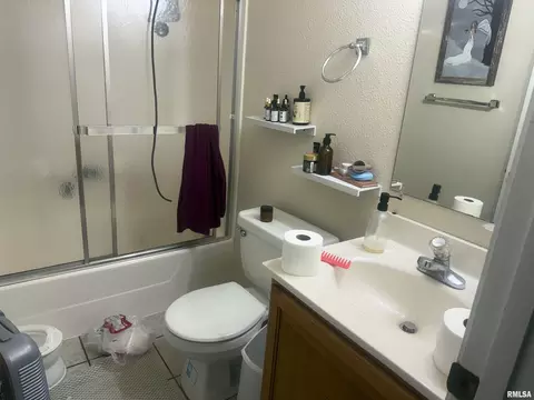 Bath - 719 E Benson St, Herrin, IL 62948 photo 1 of 2