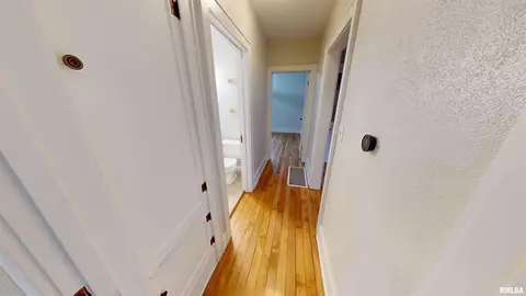 Entry Way - 102 N 2nd St, Dunlap, IL 61525 photo 2 of 3