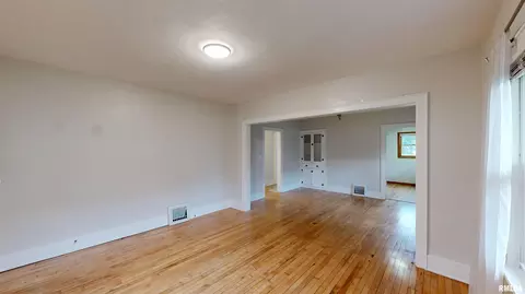 Living - 102 N 2nd St, Dunlap, IL 61525 photo 2 of 4