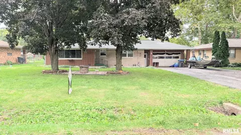 301 N Hawthorne Ave, East Peoria, IL 61611