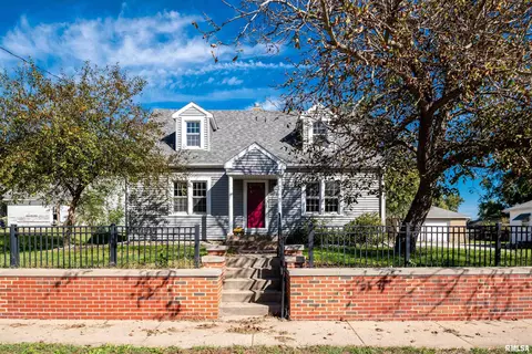 509 E Mount Vernon St, Metamora, IL 61548