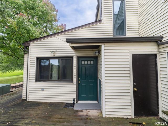 3107 W Willow Knolls Dr, Peoria, IL 61615