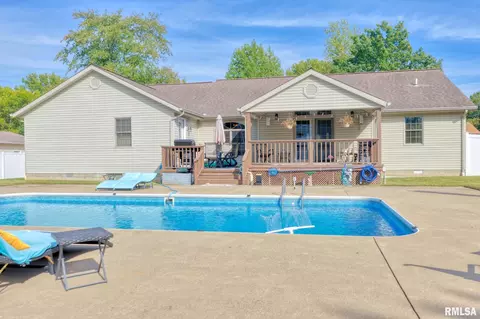 Other - 35 Douglas Dr, Herrin, IL 62948 photo 1 of 10