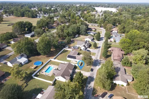 View/Area - 35 Douglas Dr, Herrin, IL 62948 photo 2 of 6