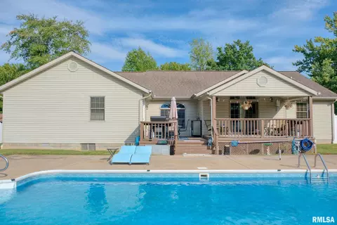 Other - 35 Douglas Dr, Herrin, IL 62948 photo 9 of 10