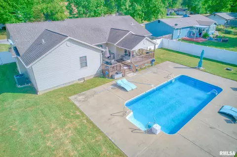 Other - 35 Douglas Dr, Herrin, IL 62948 photo 10 of 10