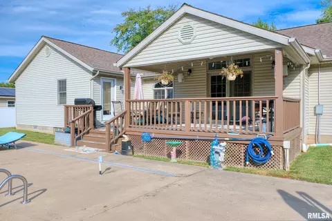 Exterior - 35 Douglas Dr, Herrin, IL 62948 photo 17 of 22