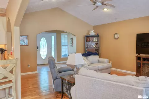 Other - 35 Douglas Dr, Herrin, IL 62948 photo 6 of 10