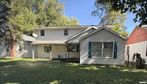 105 Fernwood Ct, East Peoria, IL 61611