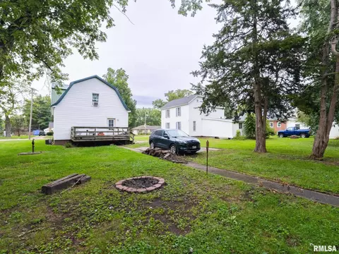 1412 Chestnut St, Canton, IL 61520 photo 9