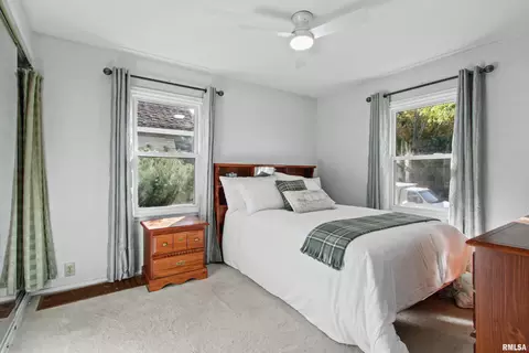Bedroom - 515 E Willcox Ave, Peoria, IL 61603 photo 1 of 4