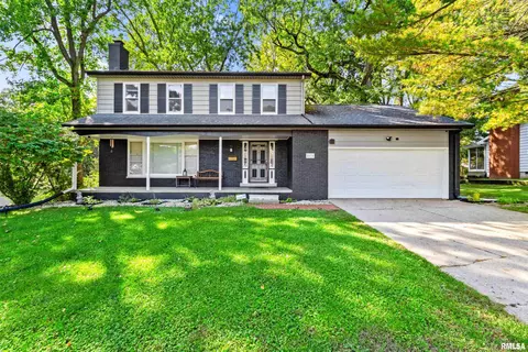 2635 N Kingston Dr, Peoria, IL 61604