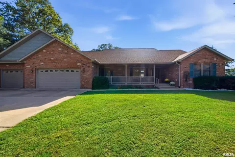 16002 W Devils Washboard Rd, Glasford, IL 61533