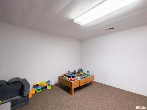 Other - 1208 W Woodside Dr, Dunlap, IL 61525 photo 7 of 15