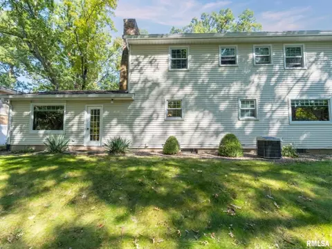Exterior - 1208 W Woodside Dr, Dunlap, IL 61525 photo 7 of 12