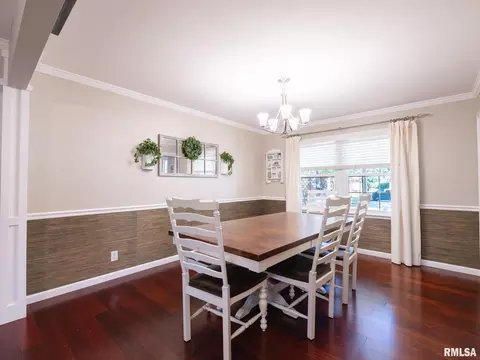 Dining - 1208 W Woodside Dr, Dunlap, IL 61525 photo 2 of 2