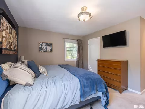 Bedroom - 1208 W Woodside Dr, Dunlap, IL 61525 photo 2 of 8