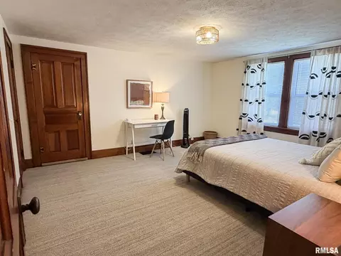 Bedroom - 302 Center St, Eureka, IL 61530 photo 7 of 12