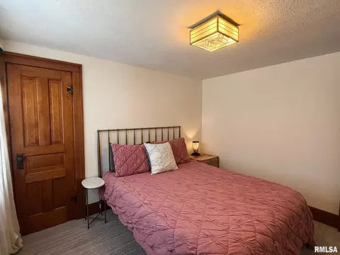 Bedroom - 302 Center St, Eureka, IL 61530 photo 11 of 12